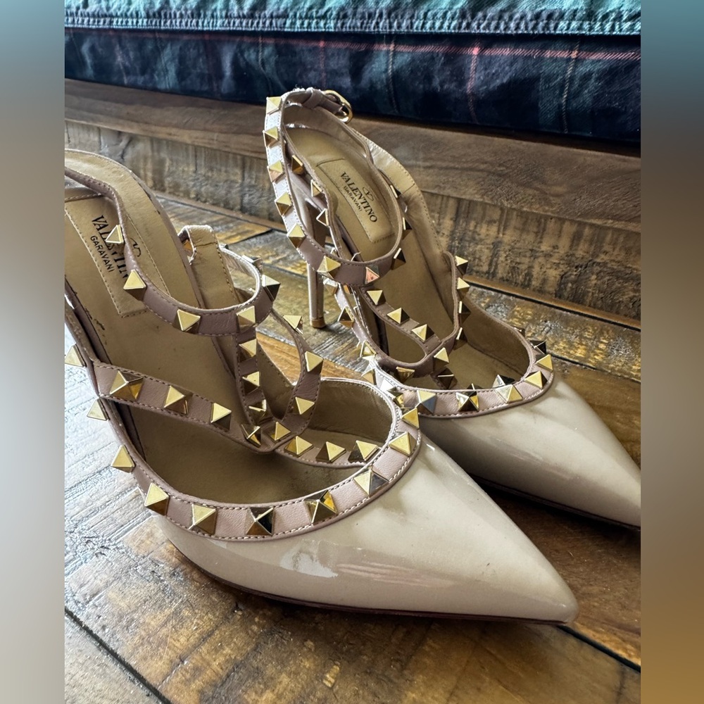 Valentino Garavani Rockstud 100mm Slingback Pumps